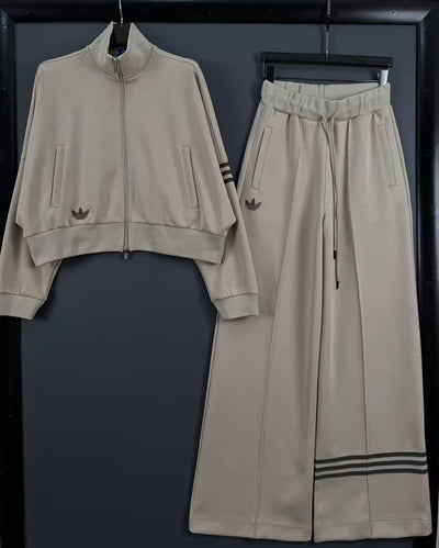 Urban Luxe – Wide-Leg Tracksuit Set