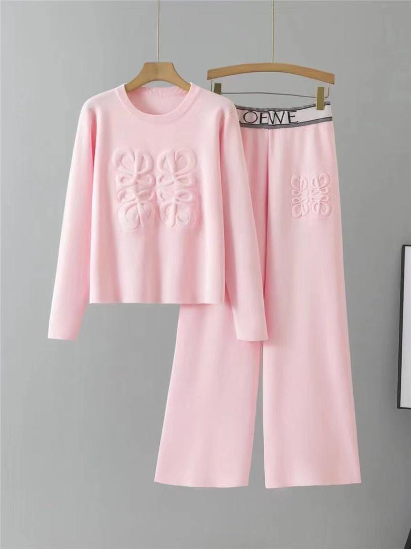 Blush Luxe – Embossed Lounge Set